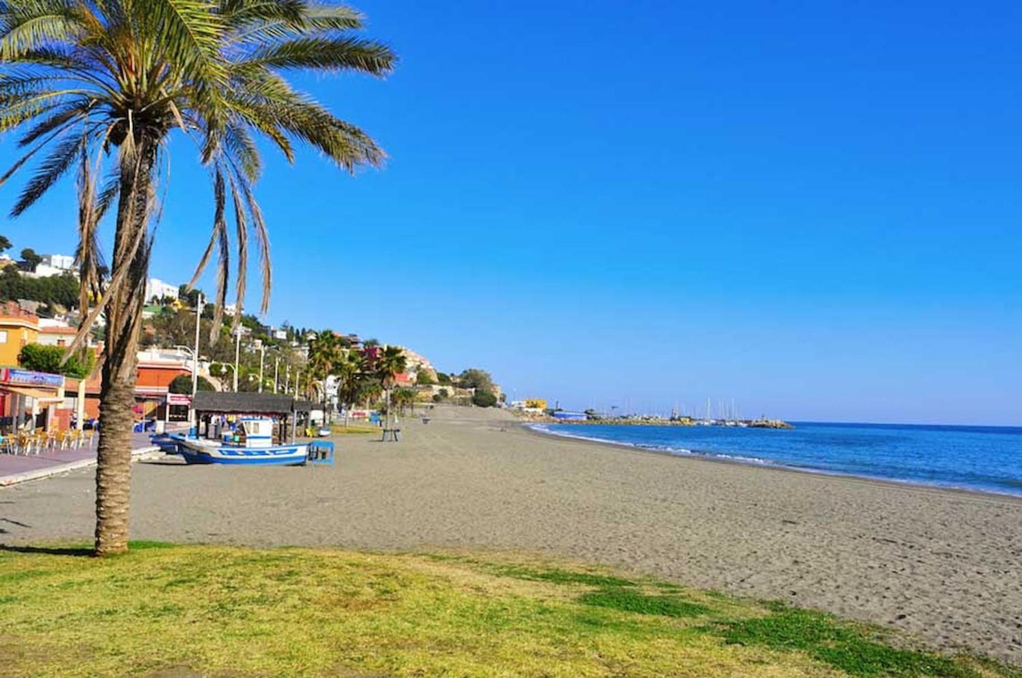 Apartment In Pedregalejo Near The Beach! - Tcm Малага Экстерьер фото